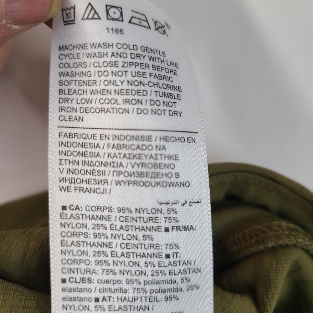 Athleta Trekkie North Shorts Olive green Mid-Rise Stretch Athleisure Sports 14 - Picture 4 of 8